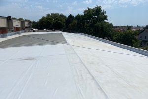 Завршени радови на санацији крова улазног хола Хале спортова